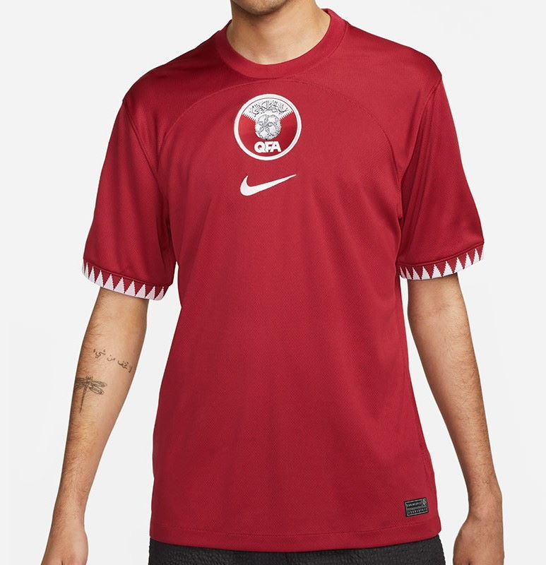 Camiseta de Qatar Titular 2022